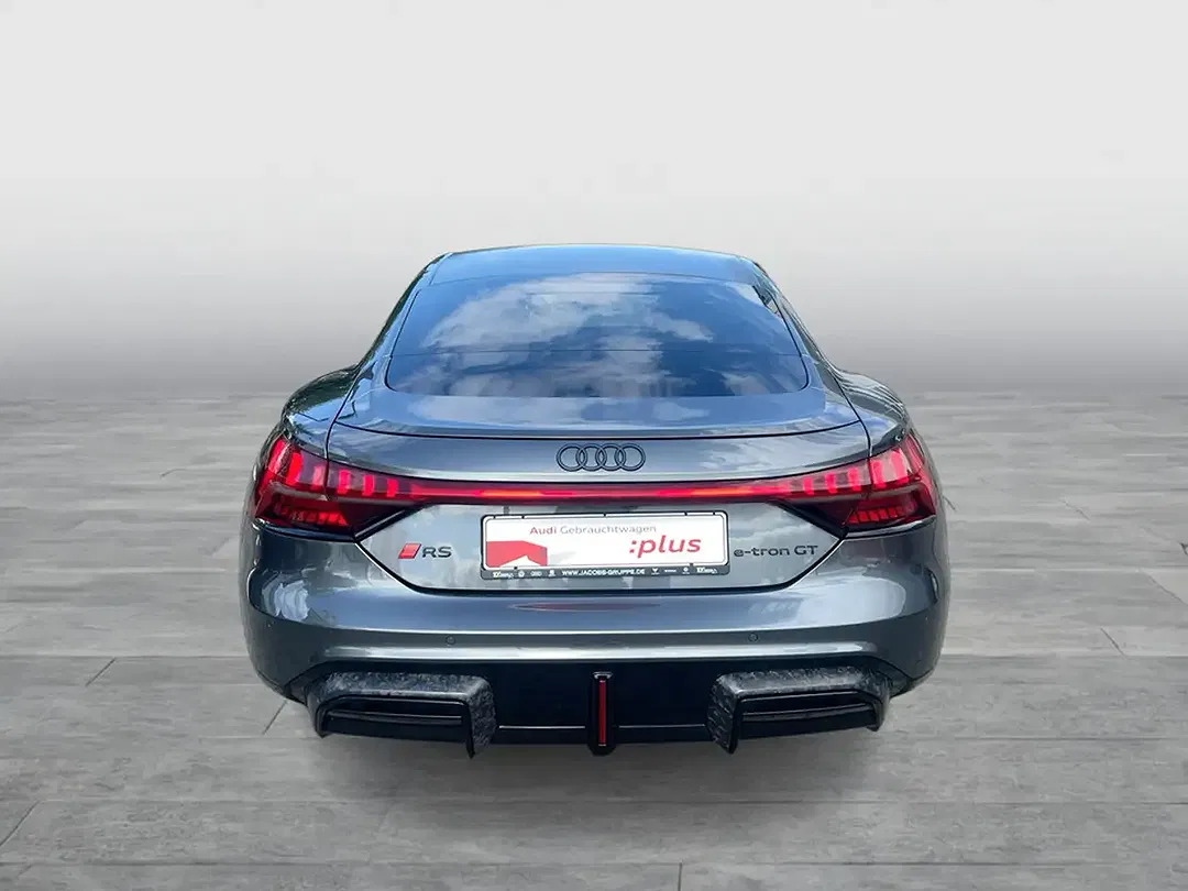 Audi RS e-tron GT performance Pro - Thumbnail 4