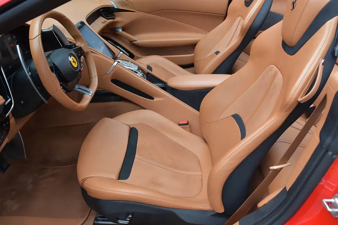 Ferrari Roma 3.9 V8 Bi-Turbo F1 Spider - Thumbnail 5