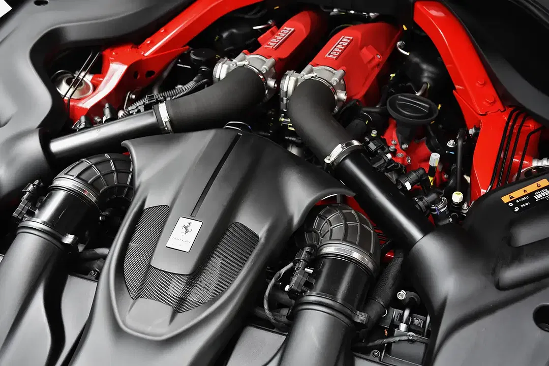 Ferrari Roma 3.9 V8 Bi-Turbo F1 Spider - Thumbnail 6