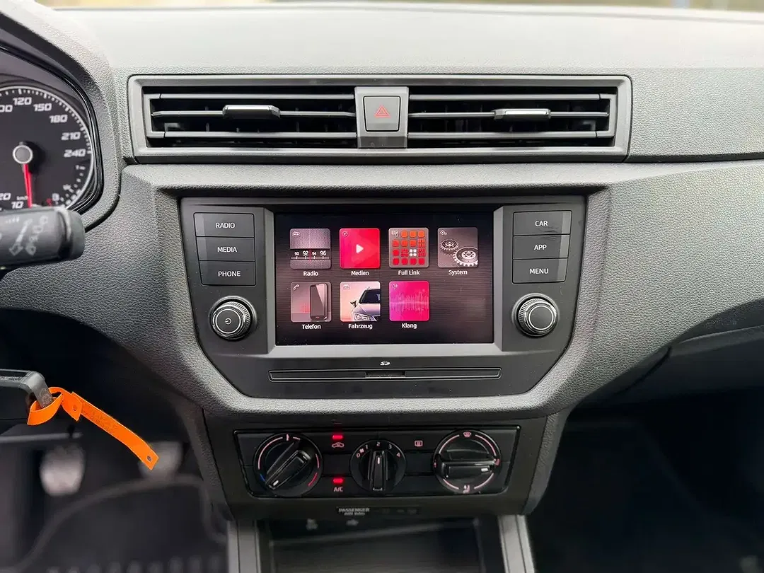 SEAT Ibiza Reference - Thumbnail 12