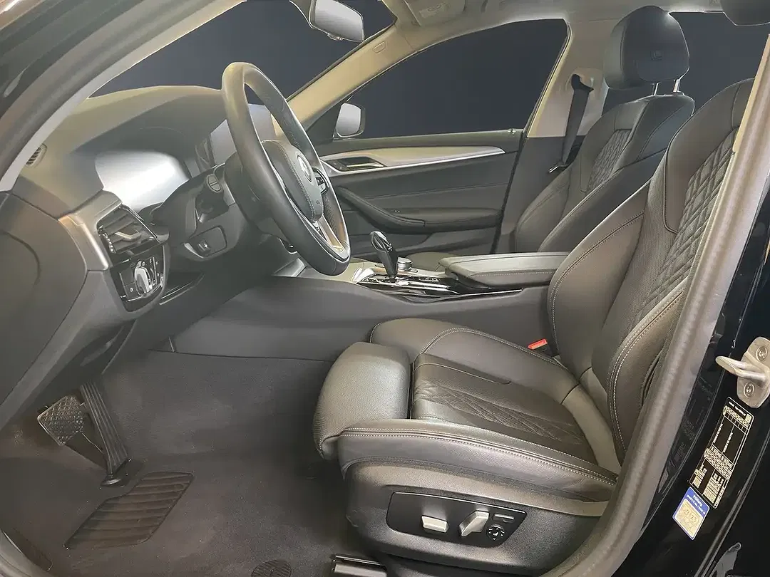 BMW 520 Touring - Thumbnail 9