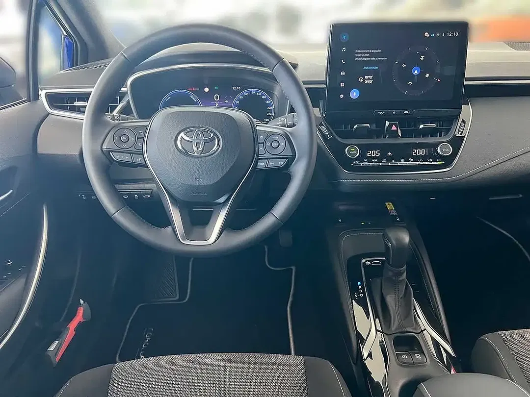 Toyota Corolla - Thumbnail 9