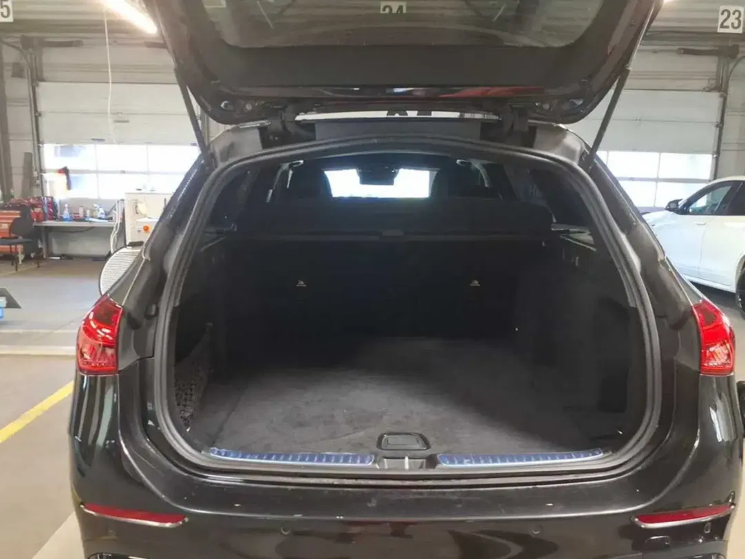 Mercedes-Benz C 220 4MATIC AMG Line - Thumbnail 12