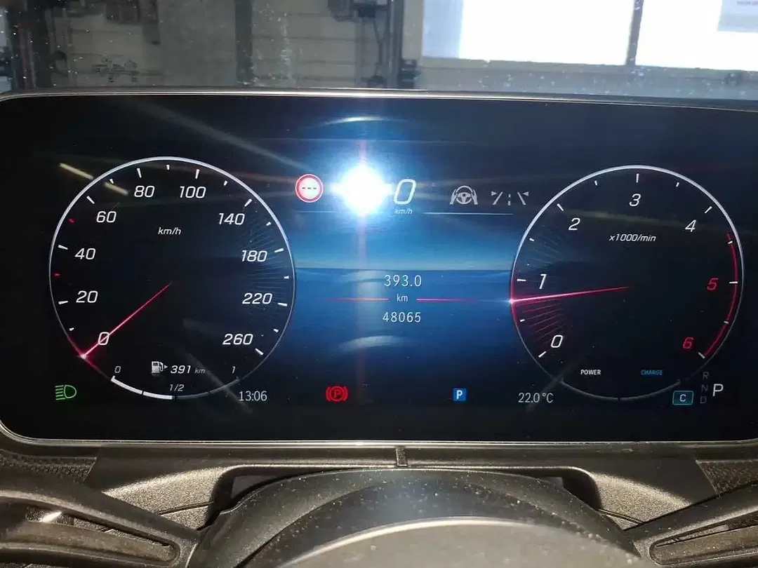 Mercedes-Benz C 220 4MATIC AMG Line - Thumbnail 9