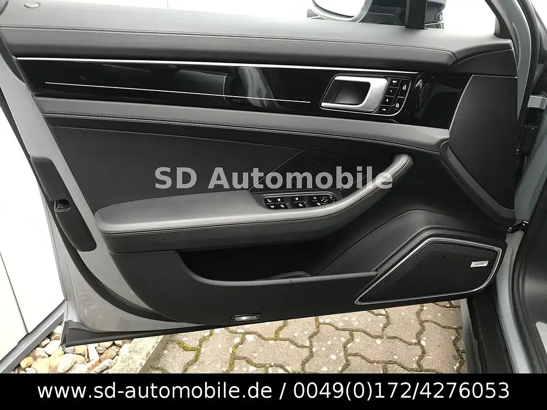 Porsche Panamera E-Hybrid 4 Sport Turismo Edition - Thumbnail 14