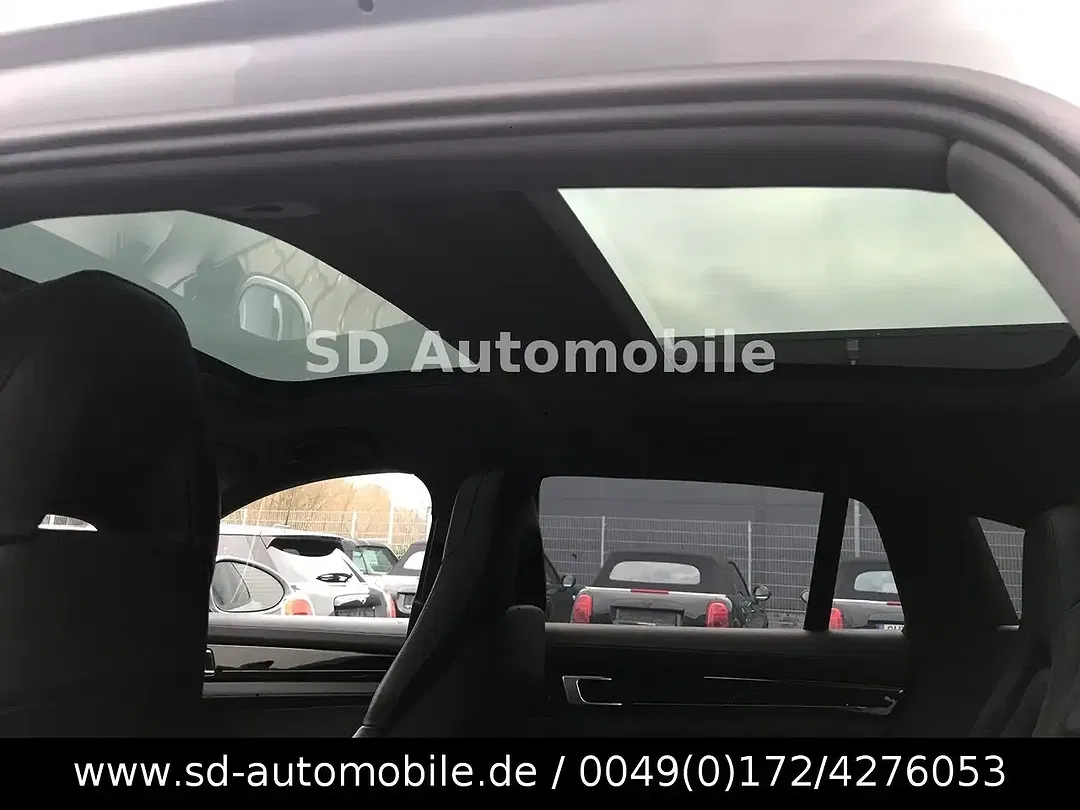 Porsche Panamera E-Hybrid 4 Sport Turismo Edition - Thumbnail 18