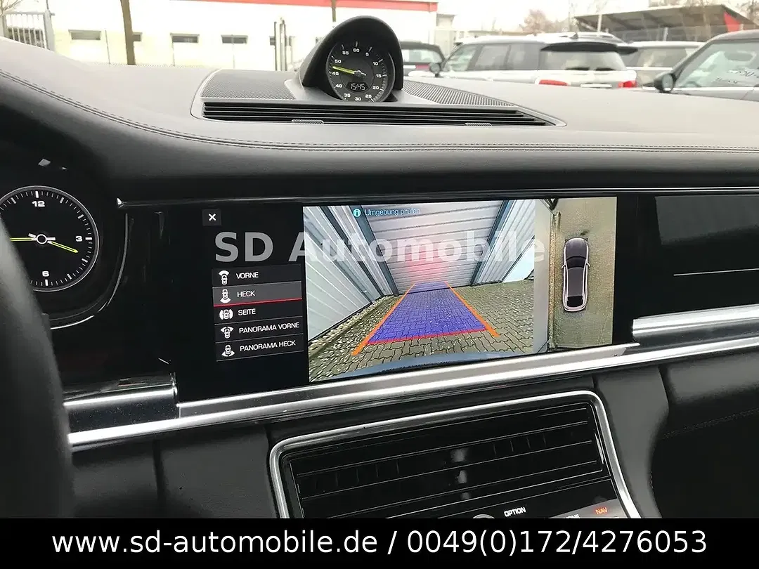 Porsche Panamera E-Hybrid 4 Sport Turismo Edition - Thumbnail 9