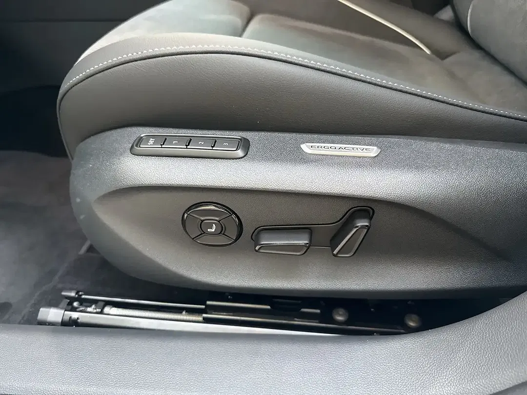 Volkswagen Passat 1.5 eHybrid DSG Business - Thumbnail 10