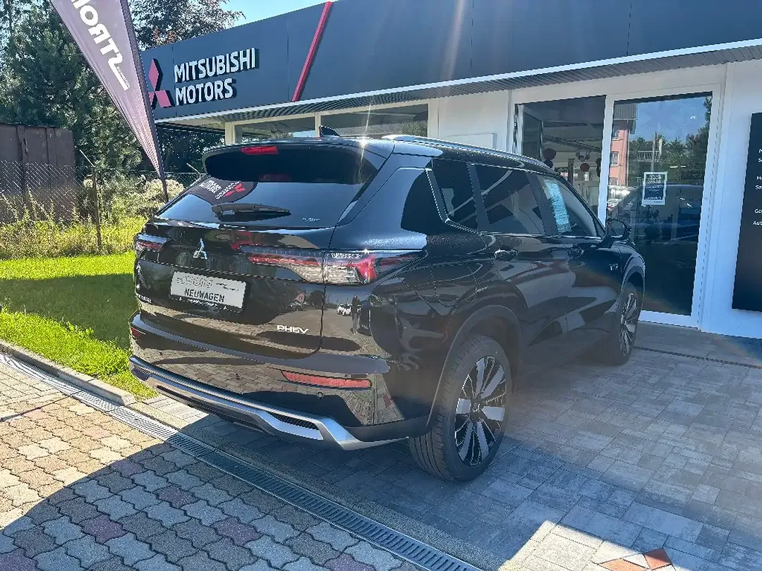 Mitsubishi Outlander 2.4 PHEV Select - Thumbnail 9