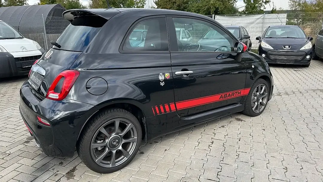 Abarth 500 - Thumbnail 3