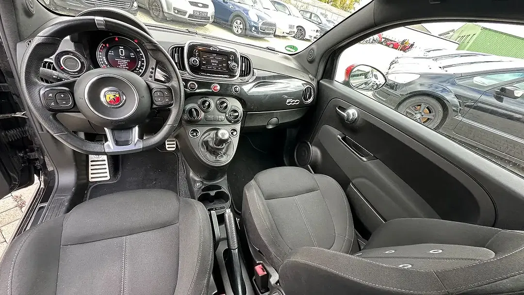 Abarth 500 - Thumbnail 9