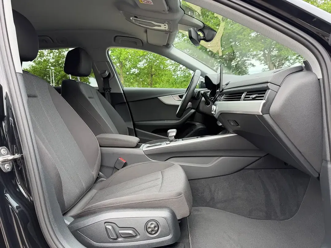 Audi A4 2.0 TFSI Avant S line - Thumbnail 7