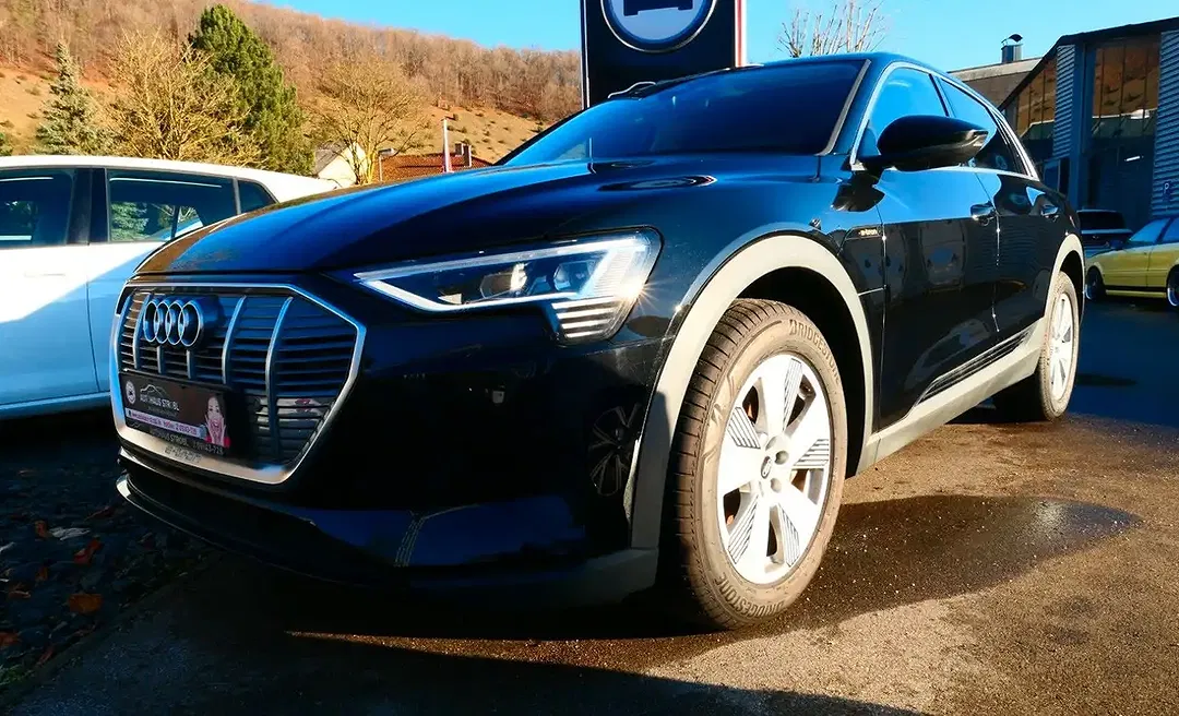 Audi e-tron 50 quattro - Thumbnail 4