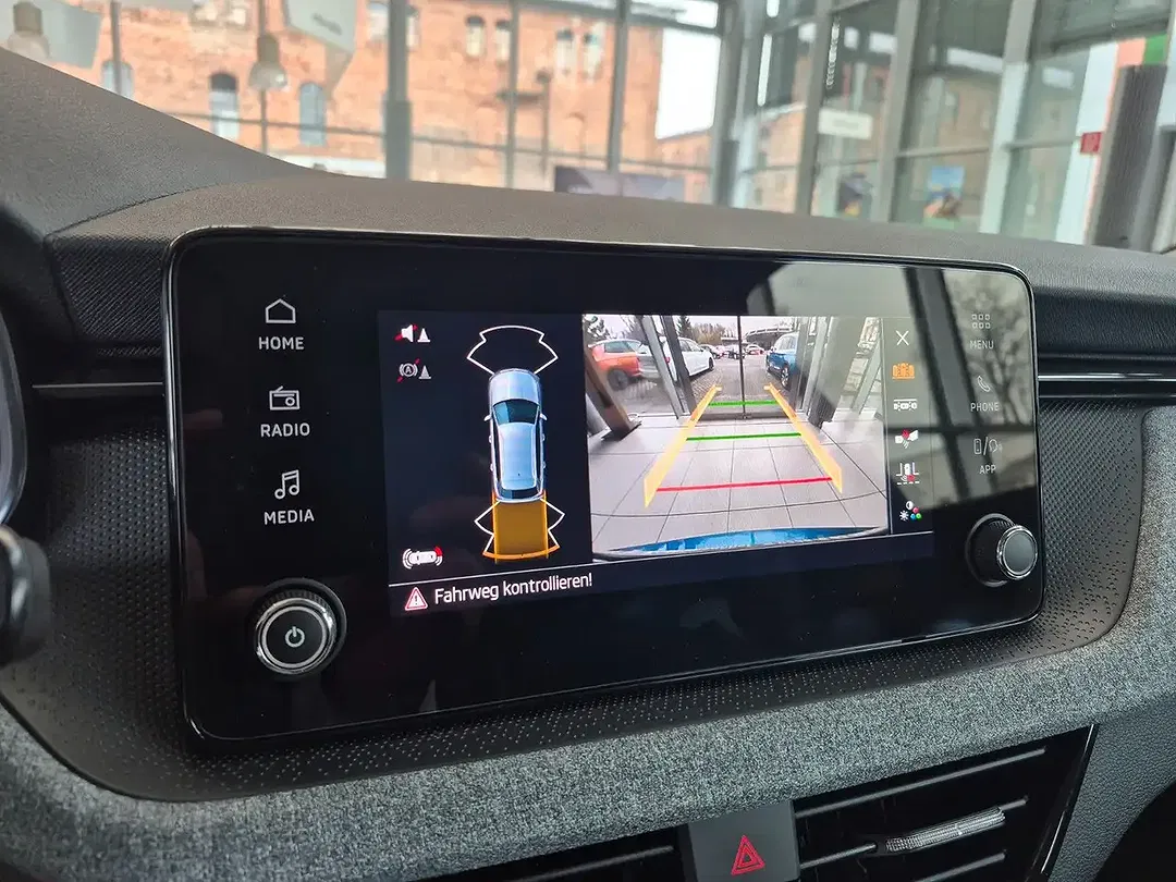 Skoda Kamiq 1.0 TSI DSG Selection - Thumbnail 10
