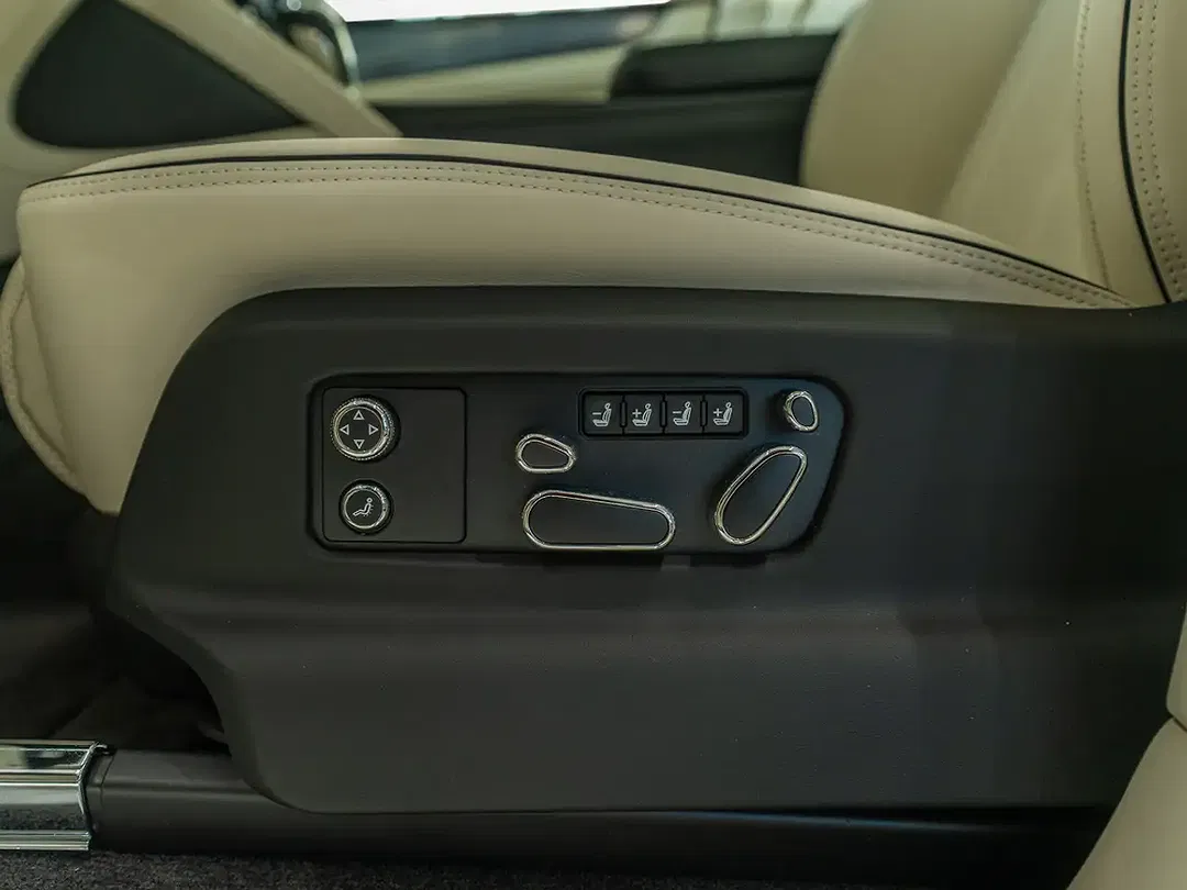 Bentley Bentayga Atelier Edition - Thumbnail 14