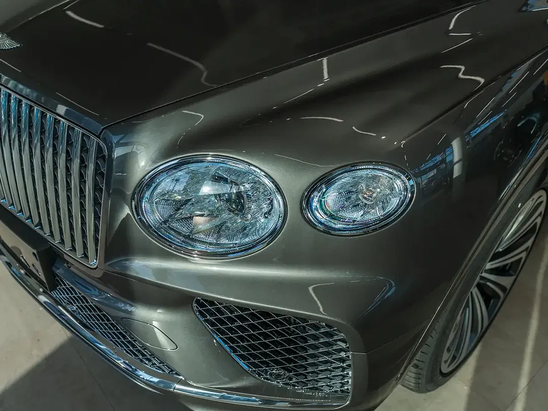 Bentley Bentayga Atelier Edition - Thumbnail 8