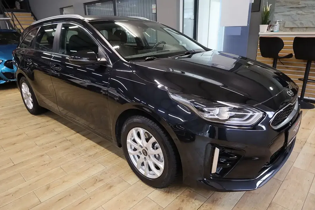 Kia Ceed SW / cee'd SW - foto 1