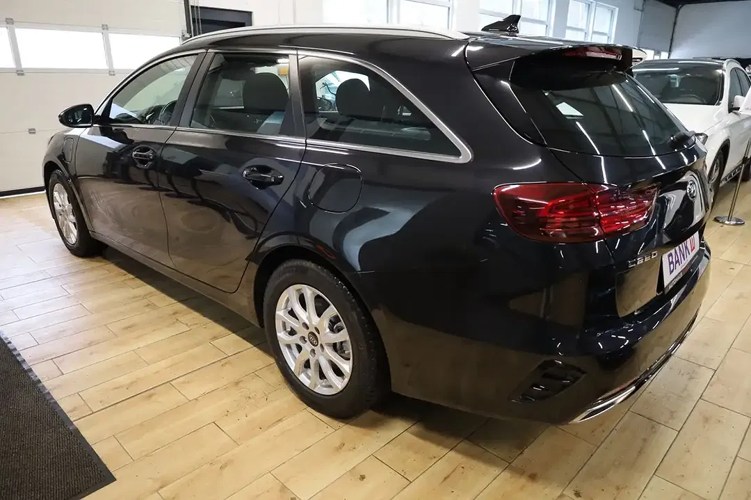 Kia Ceed SW / cee'd SW - Thumbnail 4