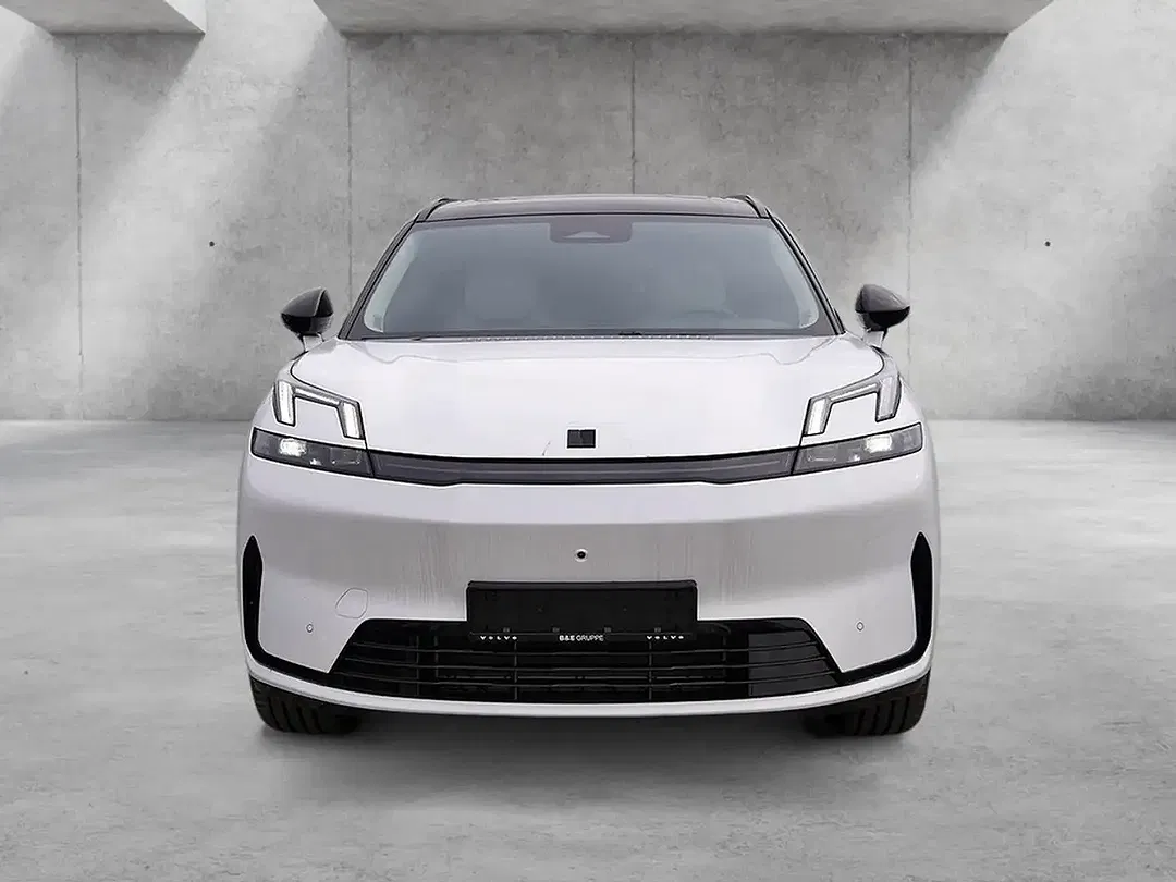 Lynk & Co 08 - foto 2