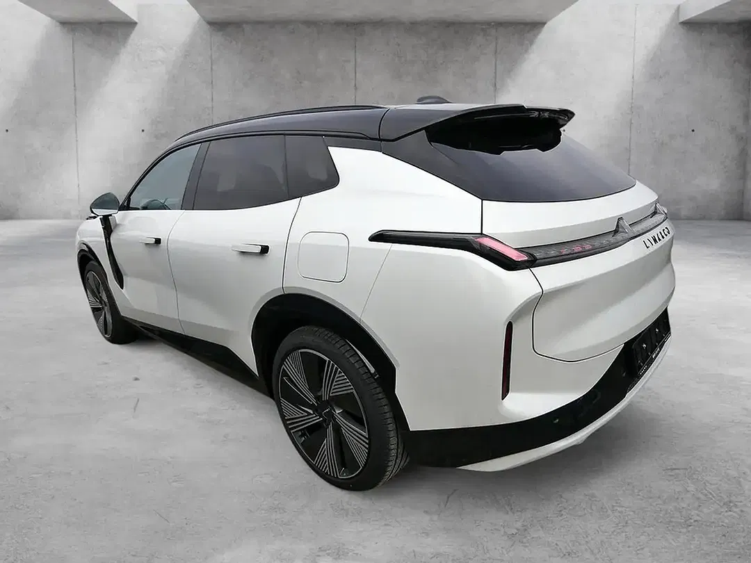 Lynk & Co 08 - Thumbnail 3