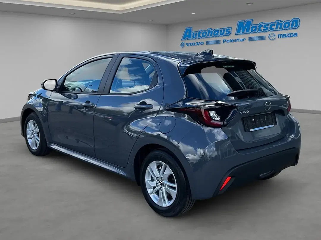 Mazda 2 AUT Centre-Line - Thumbnail 3