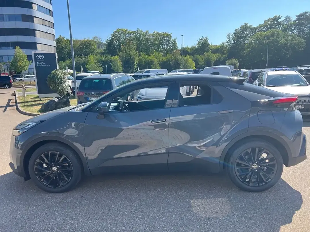 Toyota C-HR PHEV GR Sport - Thumbnail 6