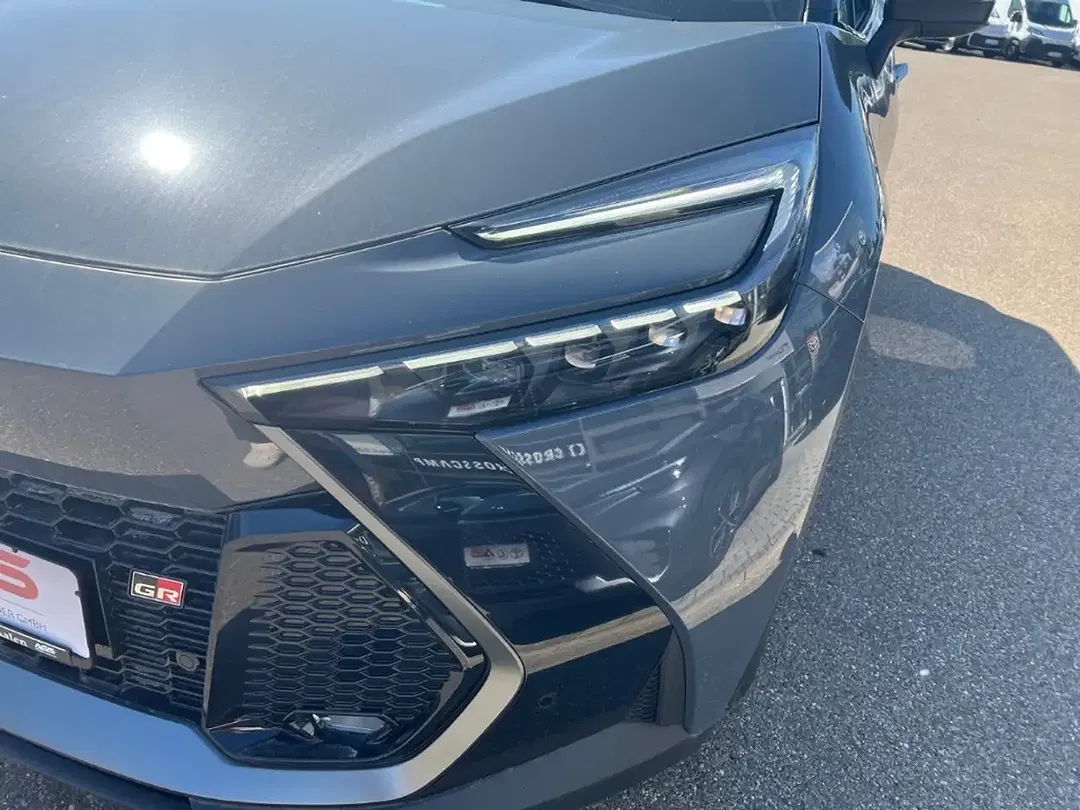 Toyota C-HR PHEV GR Sport - Thumbnail 7
