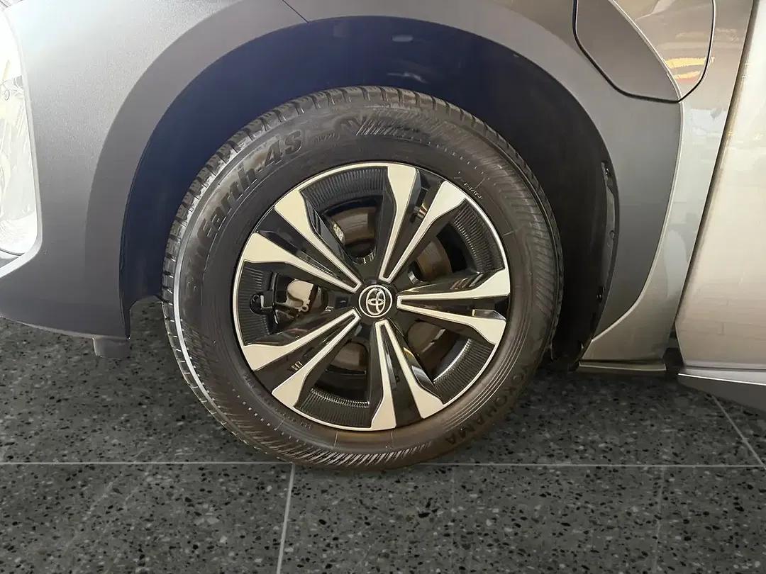 Toyota bZ4X Comfort - foto 15