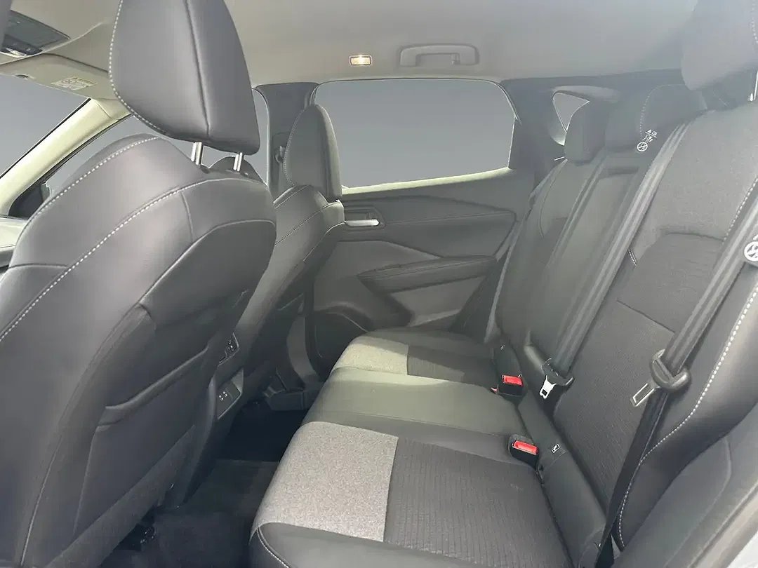 Nissan Qashqai 1.3 DIG-T MHEV AUT N-Connecta - Thumbnail 13