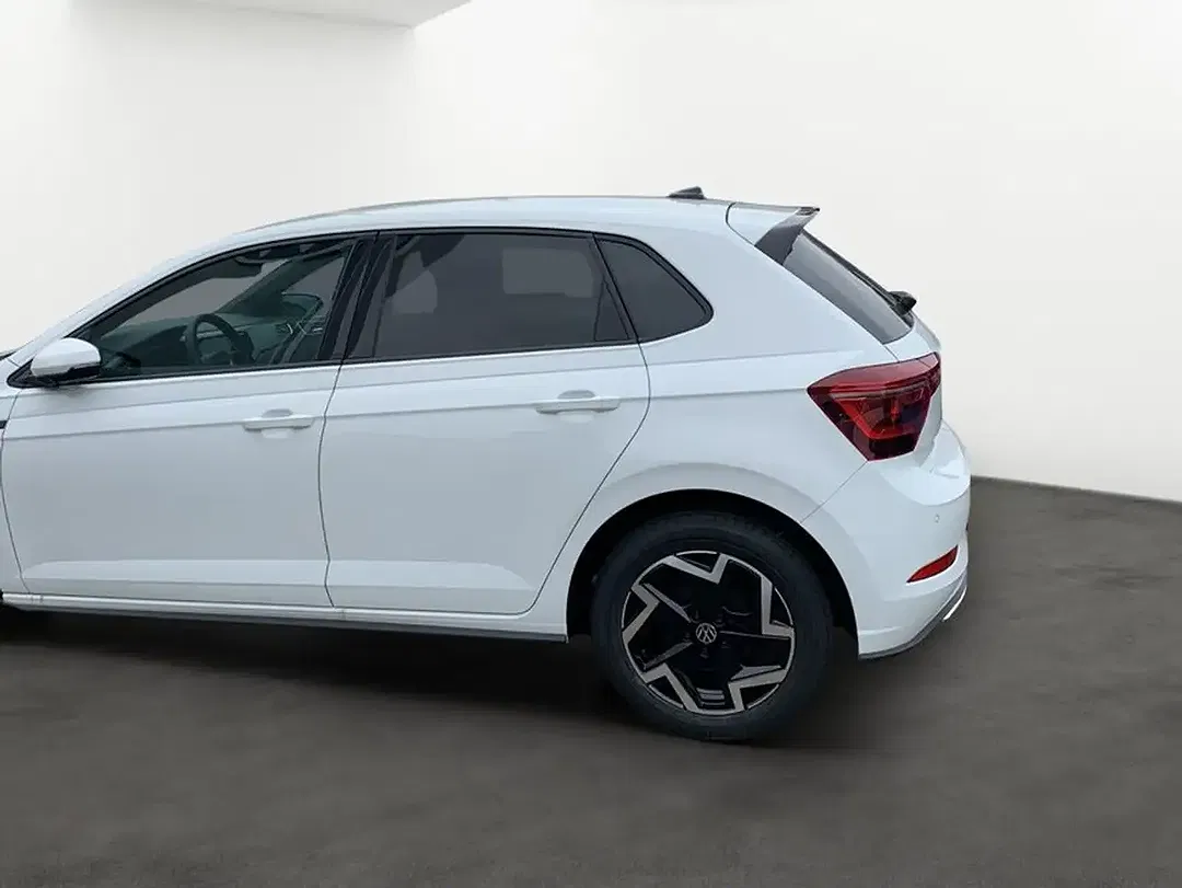 Volkswagen Polo - Thumbnail 2