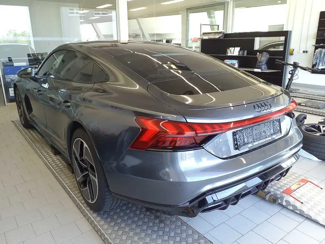Audi e-tron GT quattro Matrix LED - Thumbnail 3