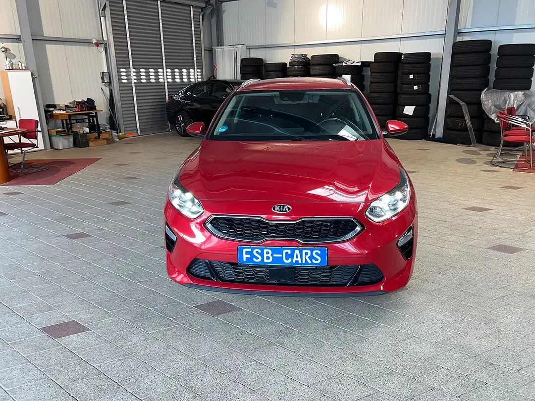 Kia Ceed SW / cee'd SW - Thumbnail 3