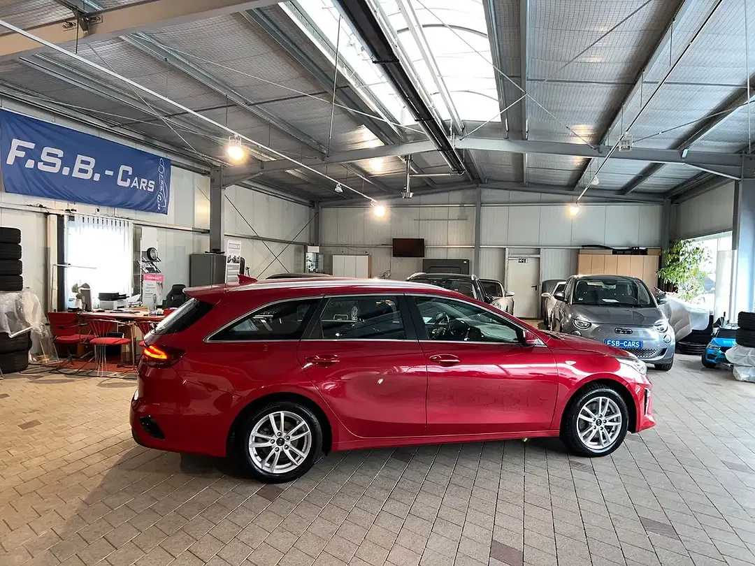 Kia Ceed SW / cee'd SW - Thumbnail 7