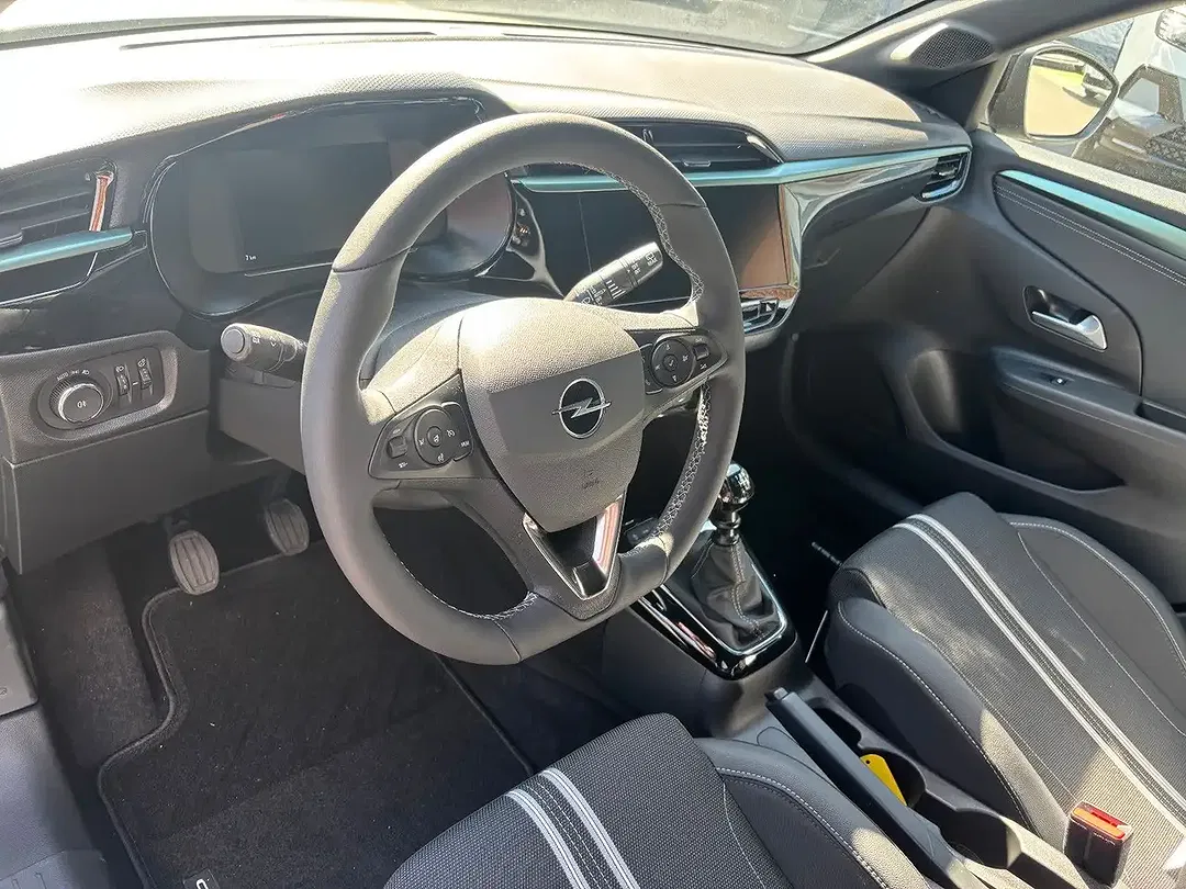 Opel Corsa - Thumbnail 10