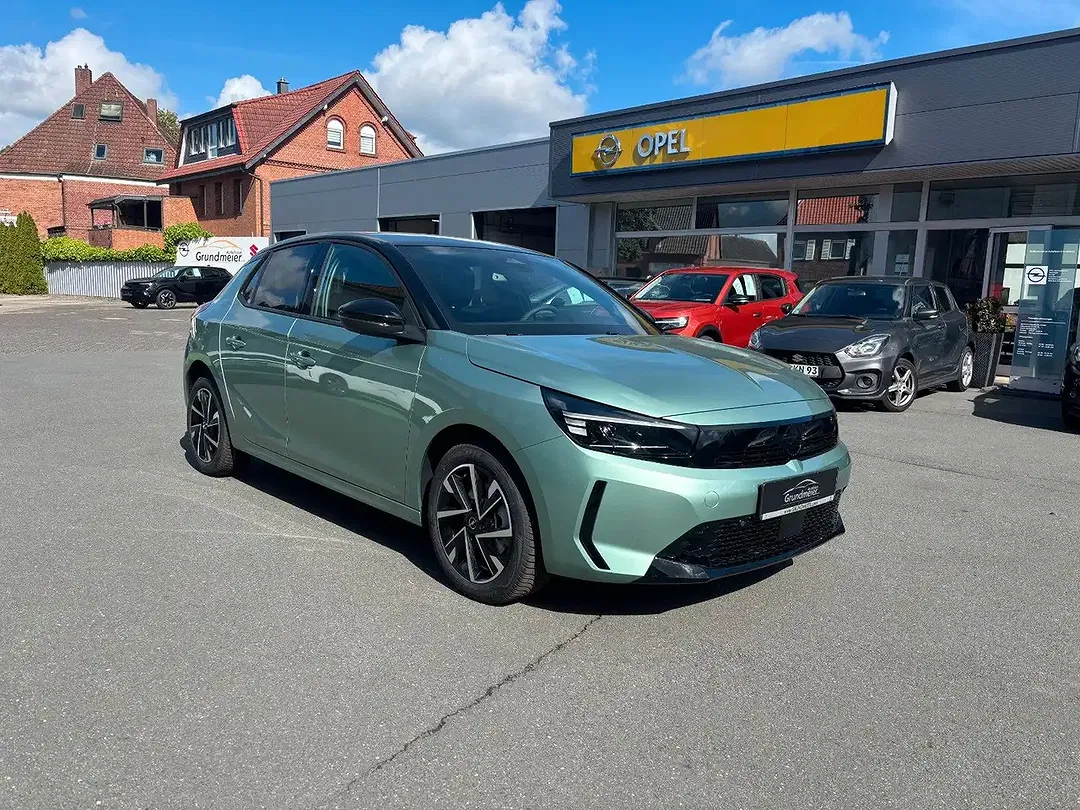 Opel Corsa - Thumbnail 1