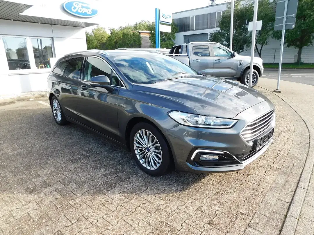 Ford Mondeo Titanium - foto 1