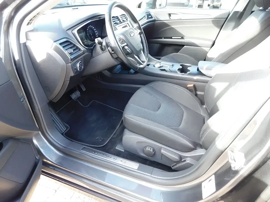 Ford Mondeo Titanium - foto 15