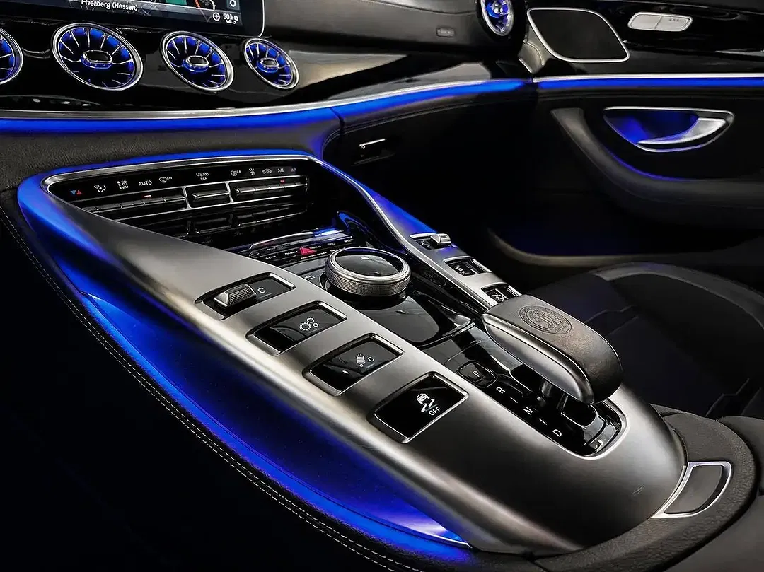 Mercedes-Benz AMG GT 43 - Thumbnail 12