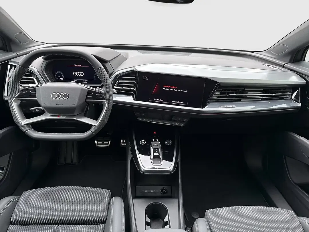 Audi Q4 e-tron 45 quattro S line - Thumbnail 10