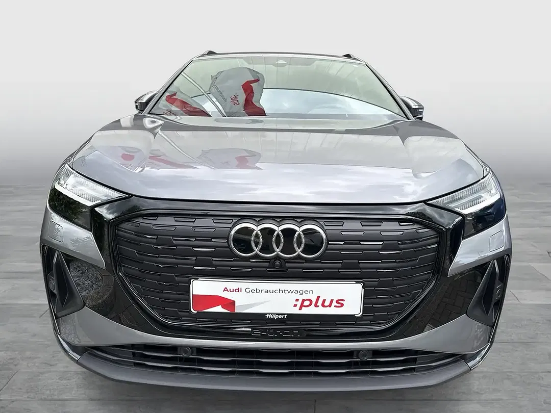 Audi Q4 e-tron 45 quattro S line - Thumbnail 5