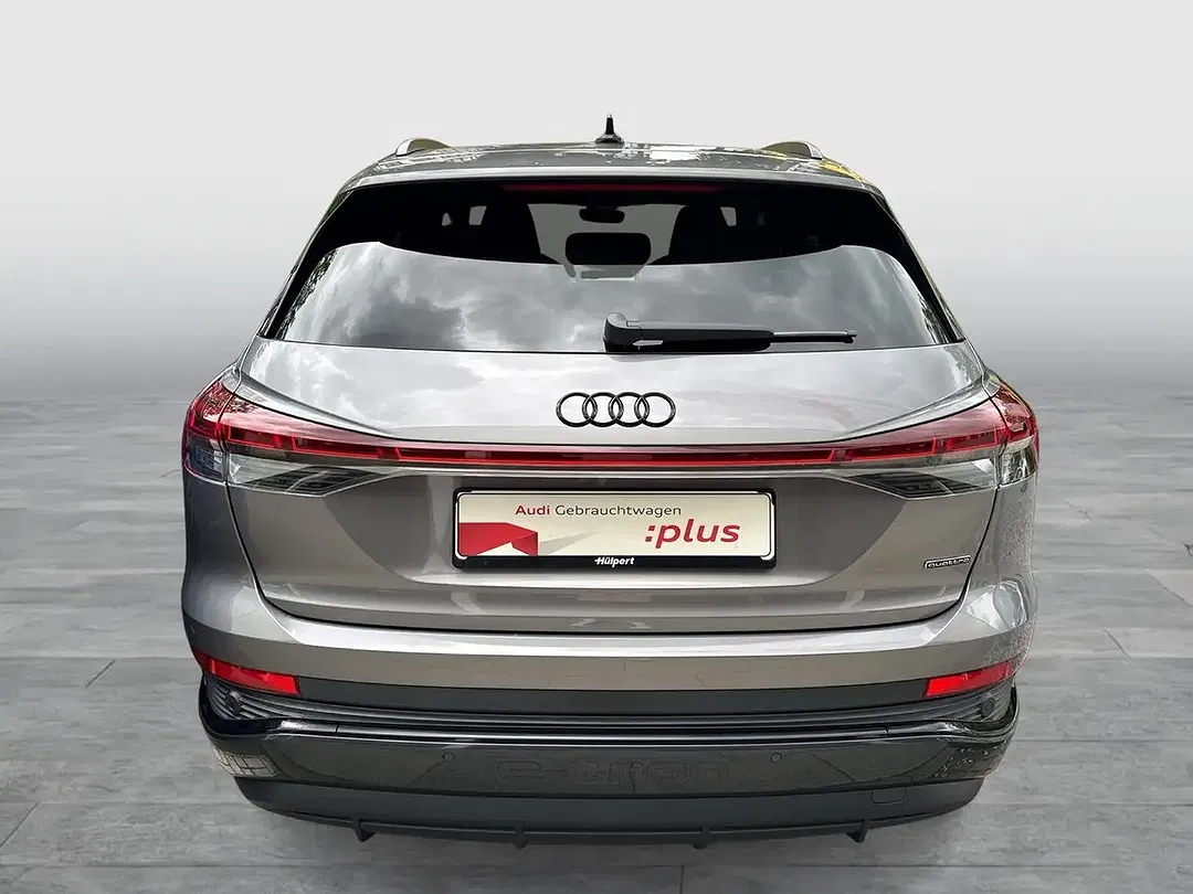Audi Q4 e-tron 45 quattro S line - Thumbnail 9