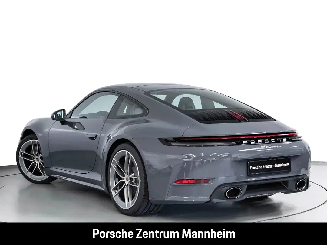 Porsche 992 Carrera - Thumbnail 3