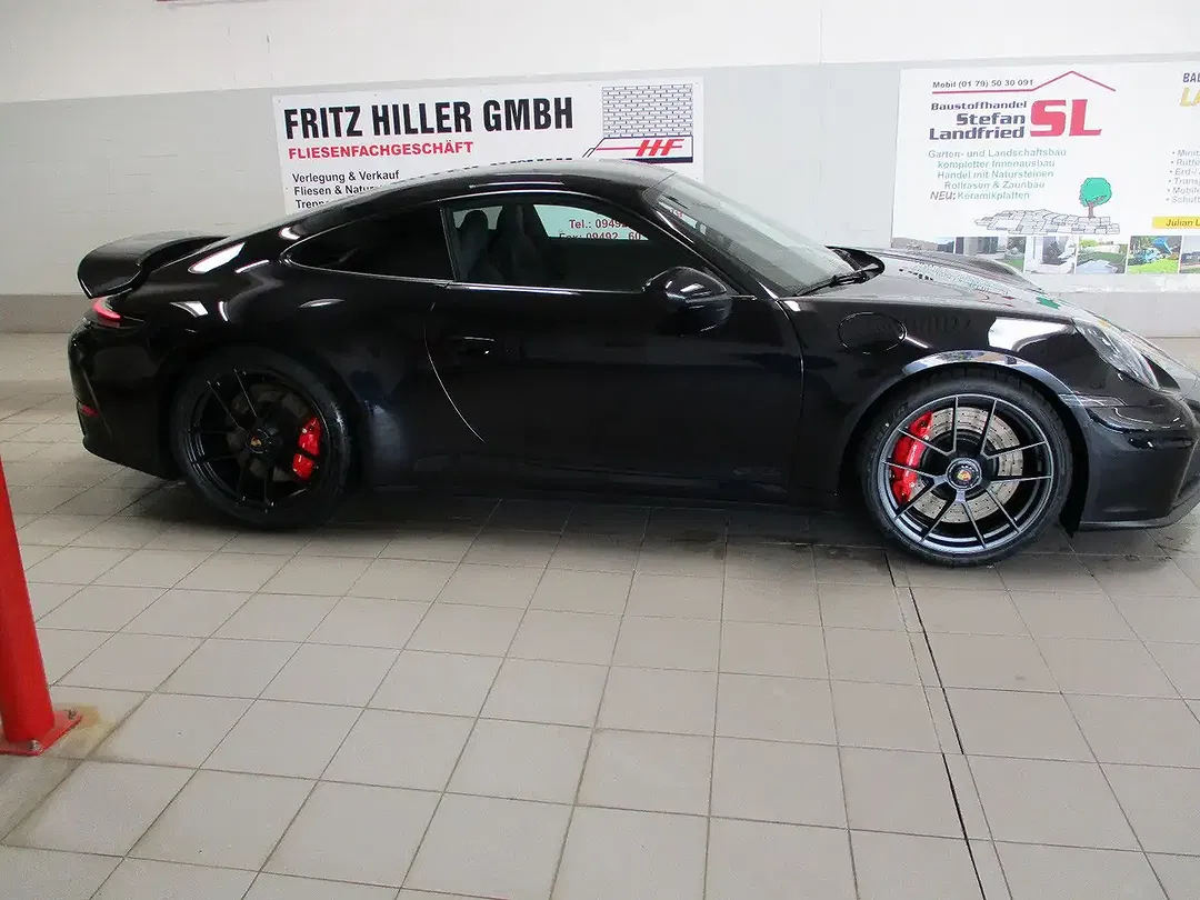 Porsche 911 T-Hybrid Carrera GTS - Thumbnail 3