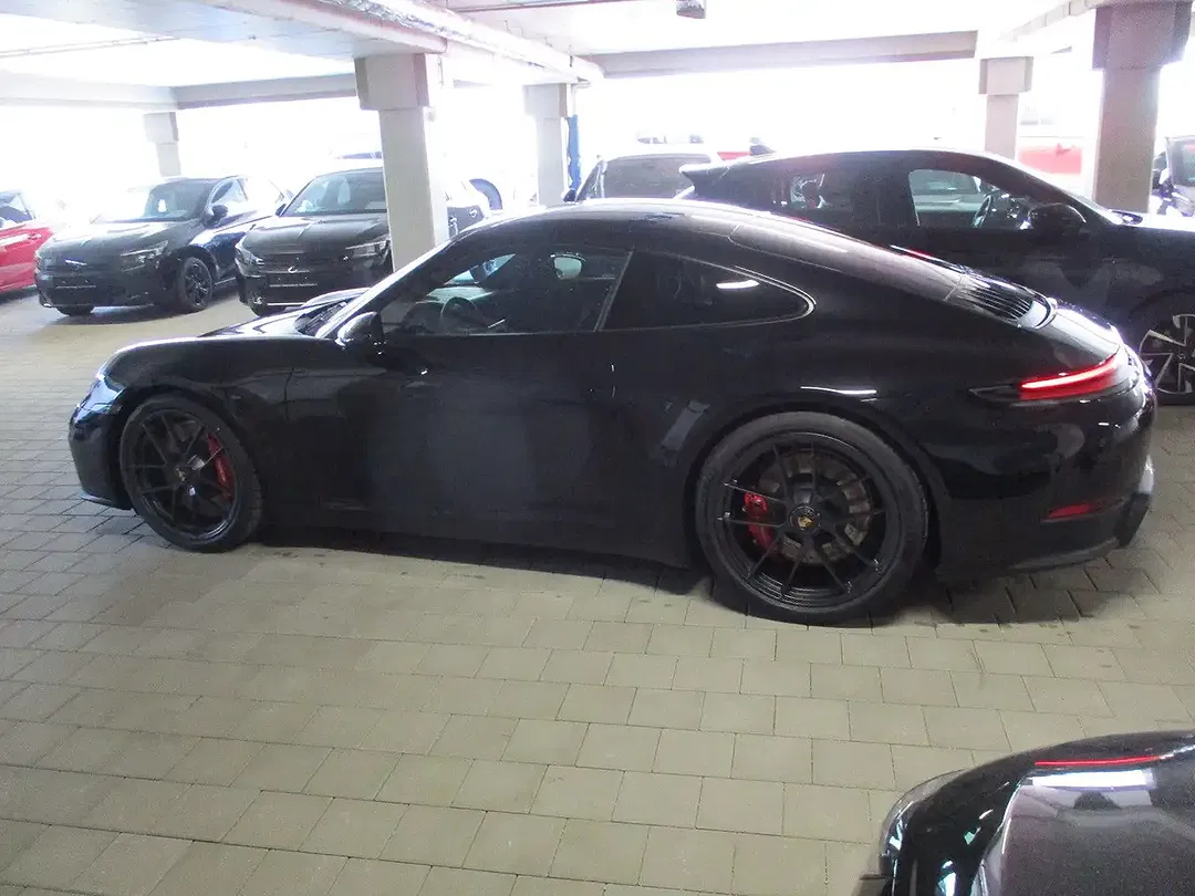 Porsche 911 T-Hybrid Carrera GTS - Thumbnail 6
