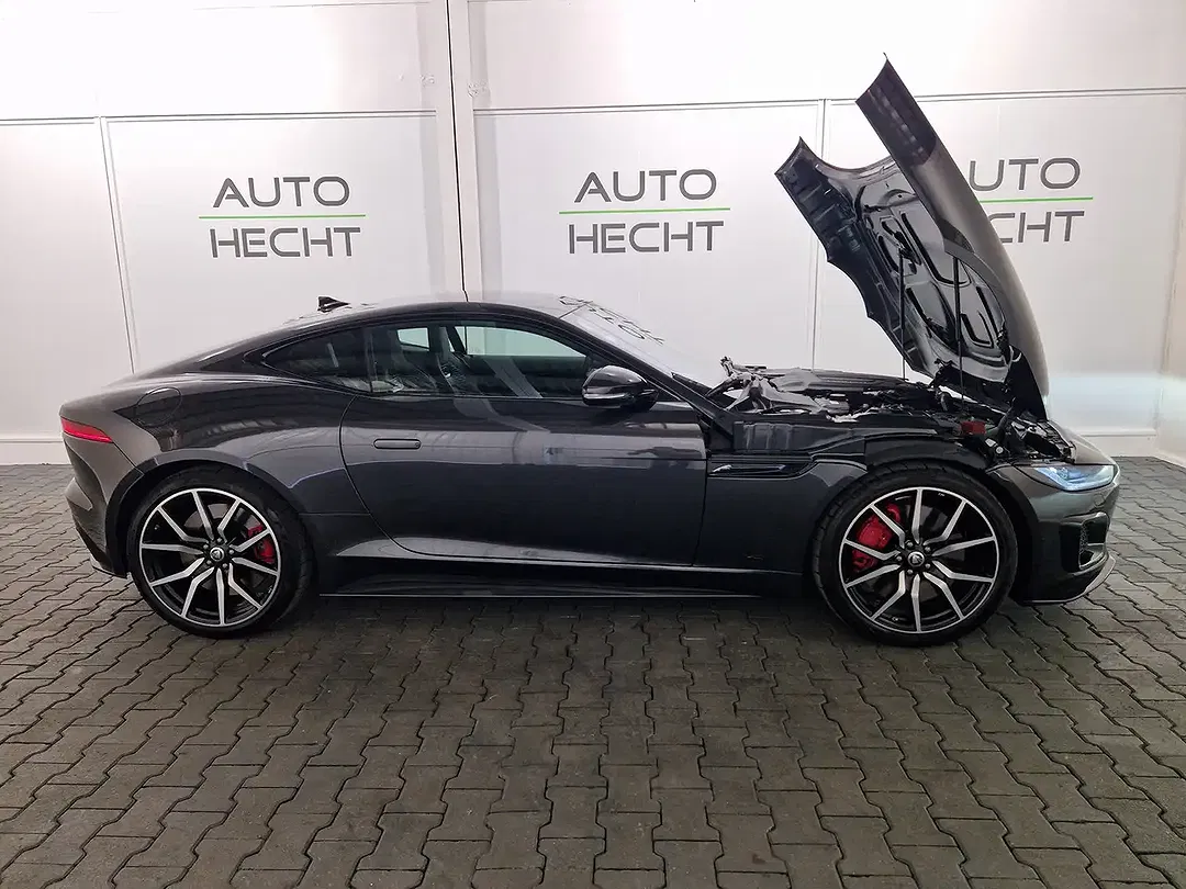 Jaguar F-Type P575 Coupe - Thumbnail 23
