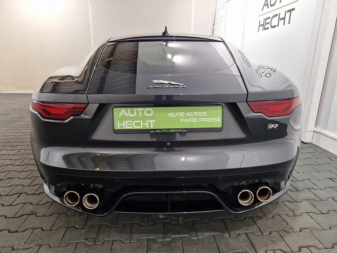 Jaguar F-Type P575 Coupe - Thumbnail 6