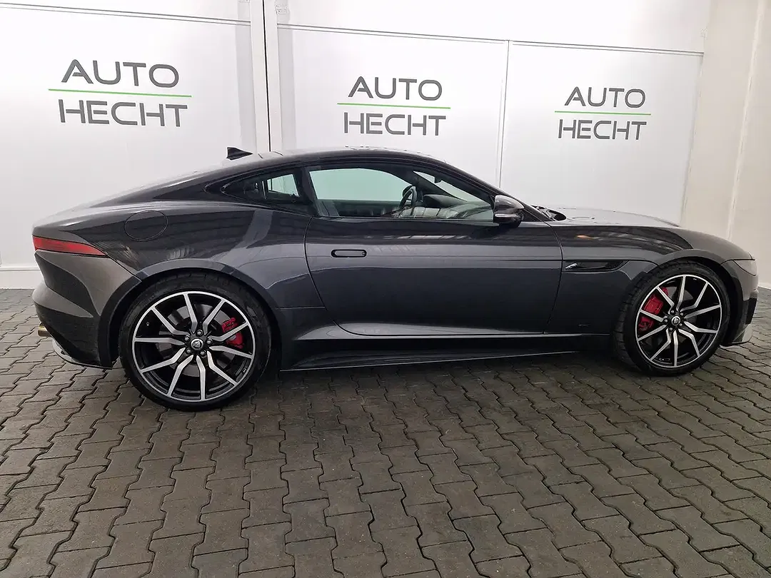 Jaguar F-Type P575 Coupe - Thumbnail 9