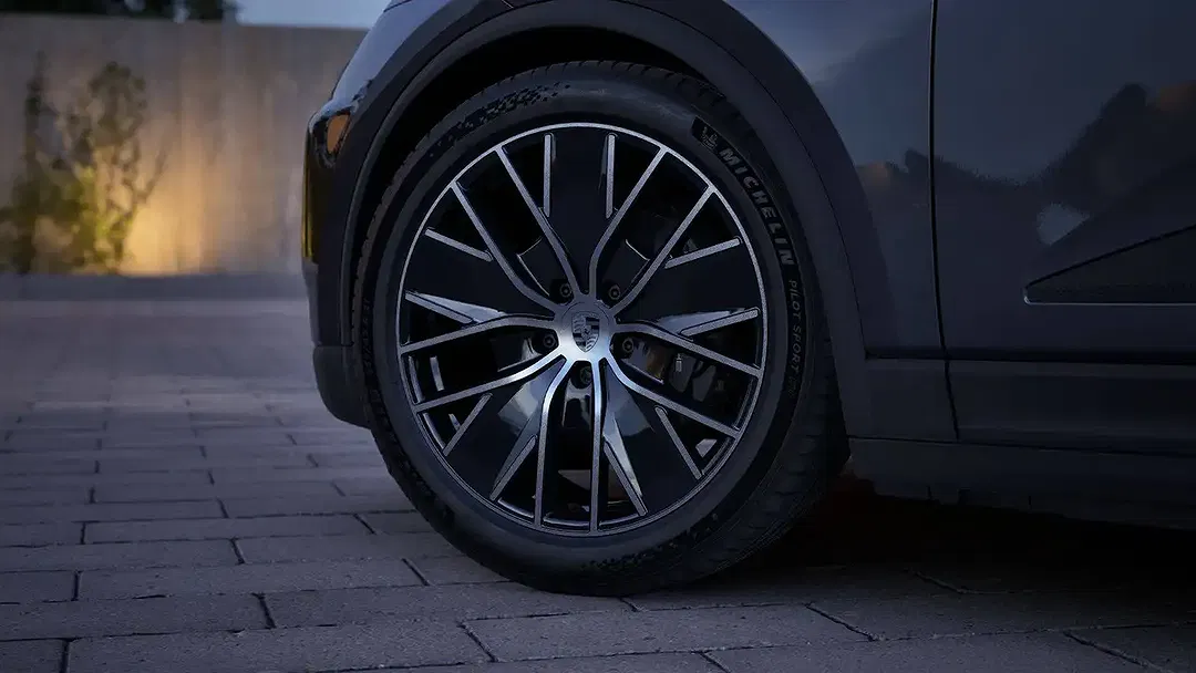 Porsche Macan 4 Sport Chrono - Thumbnail 12