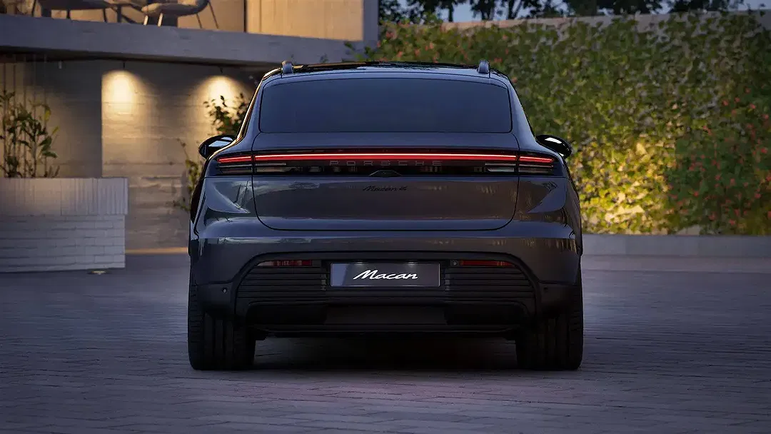 Porsche Macan 4 Sport Chrono - Thumbnail 17