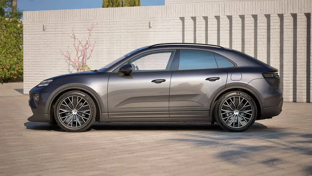 Porsche Macan 4 Sport Chrono - Thumbnail 3